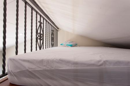 Apartamento para Alugar em Barcelona Consell De Cent - Plaza España