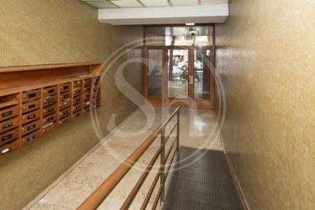 Commercial à vendre à Barcelona Consell De Cent - Sicilia