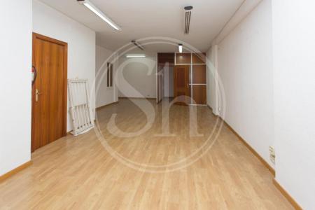 Commercial à vendre à Barcelona Consell De Cent - Sicilia
