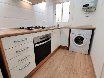 Pis en Lloguer a Barcelona La Costa - Baixada De Blanes