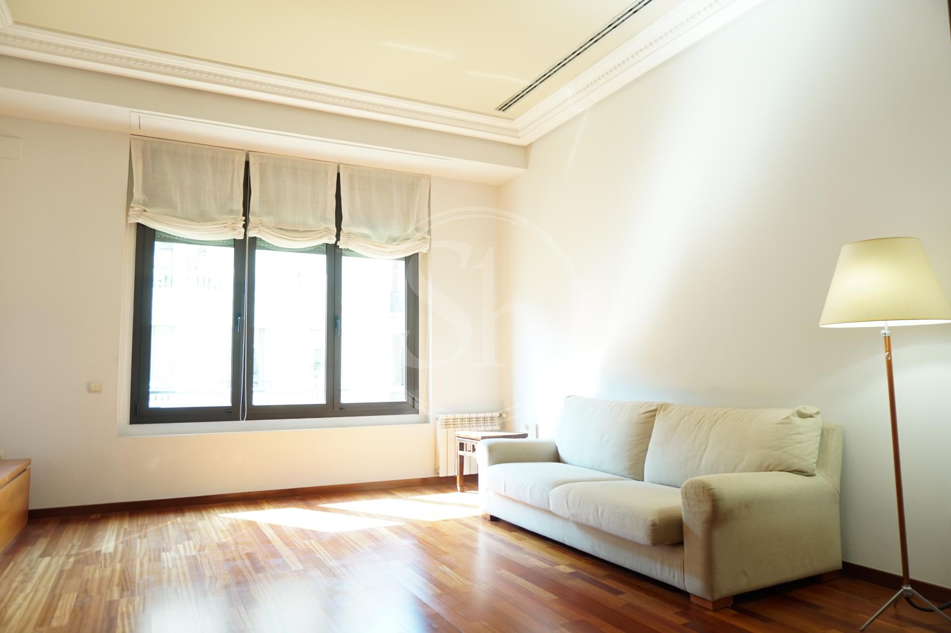 Apartment for Rent in Barcelona Casp - Bruc