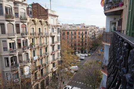 Appartement te huur in Barcelona Muntaner - València