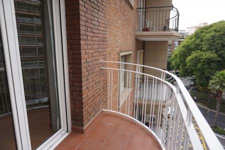 Wohnung zur Miete in Barcelona Prats De Molló - Ronda General Mitre