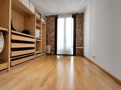 Apartment for Rent in Barcelona Aurora - Rambla Del Raval