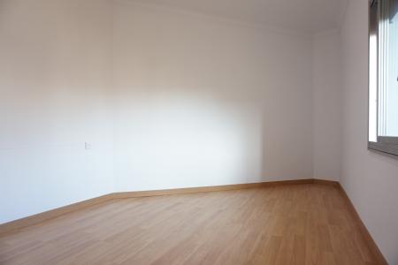 Apartment for Rent in Barcelona Cartagena - Còrsega