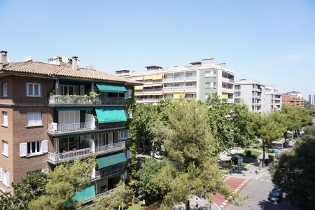Apartment for Rent in Barcelona Passeig Manuel Girona - Capità Arenas