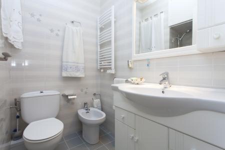 Appartement te huur in Barcelona Guitard - Caballero (parking Optional)