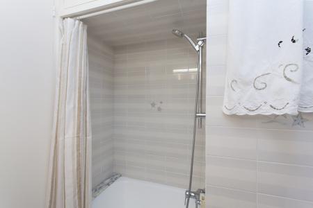 Appartement te huur in Barcelona Guitard - Caballero (parking Optional)