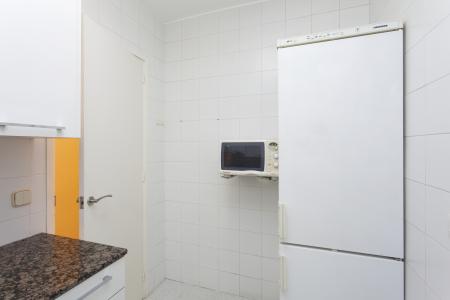 Appartement te huur in Barcelona Guitard - Caballero (parking Optional)
