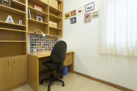 Appartement te huur in Barcelona Guitard - Caballero (parking Optional)
