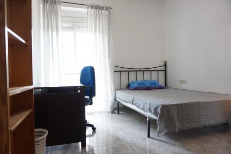 Apartment for Rent in Barcelona Benet Mateu - Pg De Manuel Girona