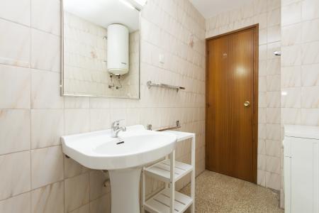Apartment for Rent in Barcelona Passatge Valeri Serra-diputació (parking Optional)