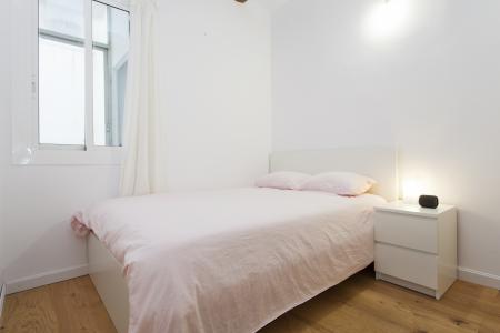 Appartement te huur in Barcelona Purissima Concepcio - Poble Sec