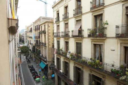 Piso en Alquiler en Barcelona Ample - Avinyó