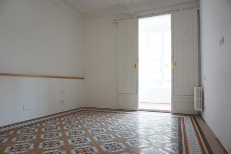 Apartment for Rent in Barcelona Bailèn - València