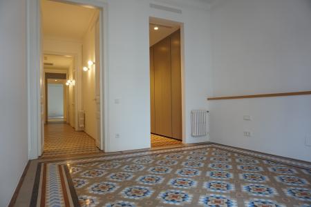 Apartment for Rent in Barcelona Bailèn - València