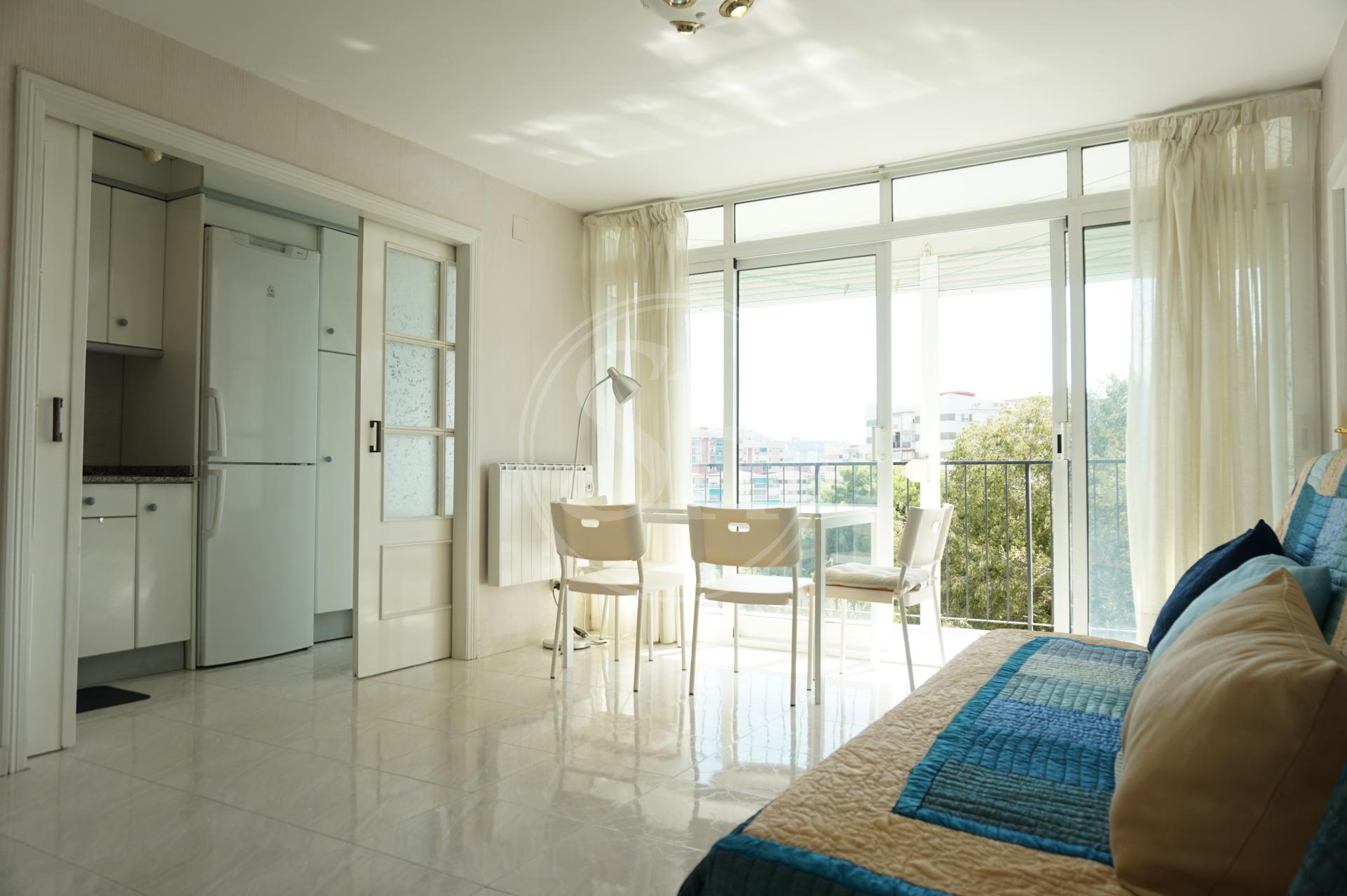 Apartment for Rent in Barcelona De L'harmonia - Passeig De La Vall D'hebron