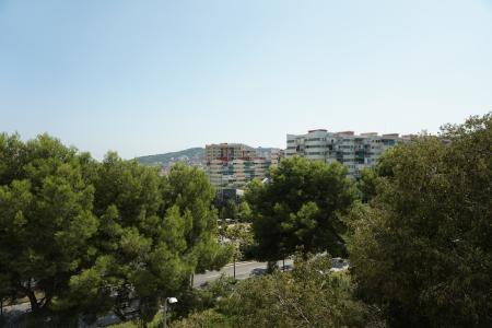 Apartment for Rent in Barcelona De L'harmonia - Passeig De La Vall D'hebron