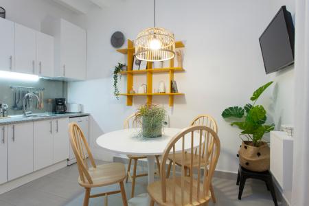 Si affitta per mesi appartamento in via Verdaguer