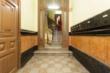 Studio zur Miete in Barcelona Consell De Cent - Entença