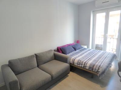 Apartamento cálido de alquiler en c/ Chinchilla cerca de la Gran Vía 