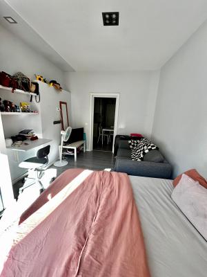Apartamento cálido de alquiler en c/ Chinchilla cerca de la Gran Vía 