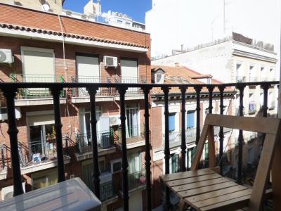 Apartamento cálido de alquiler en c/ Chinchilla cerca de la Gran Vía 