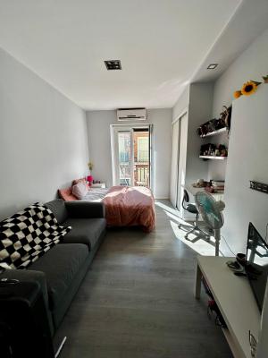 Apartamento cálido de alquiler en c/ Chinchilla cerca de la Gran Vía 