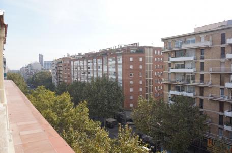 Dachboden zur Miete in Barcelona Avinguda Paral·lel - Viladomat