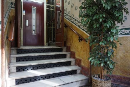 Dachboden zur Miete in Barcelona Avinguda Paral·lel - Viladomat