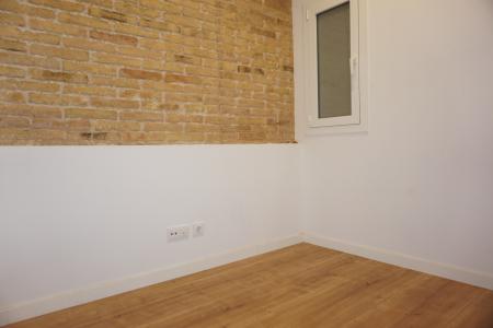 Appartement te huur in Barcelona Tamarit - Calàbria