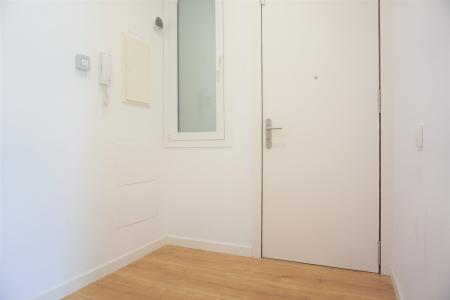 Appartement te huur in Barcelona Tamarit - Calàbria