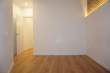 Appartement te huur in Barcelona Tamarit - Calàbria