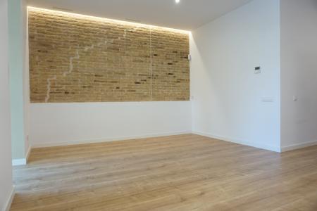 Appartement te huur in Barcelona Tamarit - Calàbria