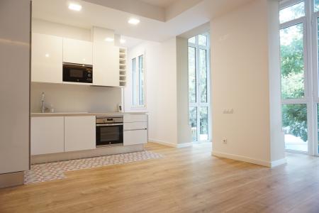 Appartement te huur in Barcelona Tamarit - Calàbria