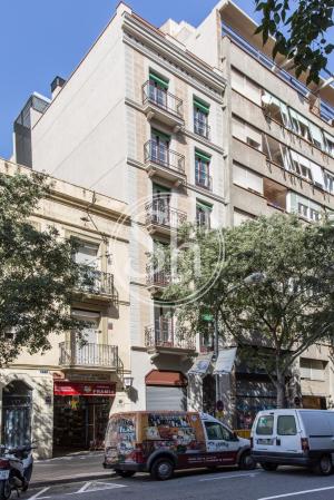 Appartement te huur in Barcelona Consell De Cent - Comte Urgell