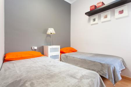 Appartement te huur in Barcelona Casanova - Diputació (special Conditions)
