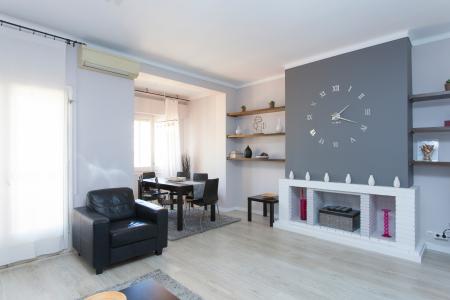 Appartement te huur in Barcelona Casanova - Diputació (special Conditions)