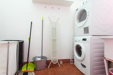 Appartement te huur in Barcelona Casanova - Diputació (special Conditions)