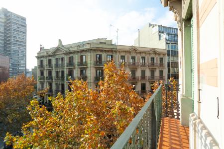 Appartement te huur in Barcelona Muntaner - Aragó