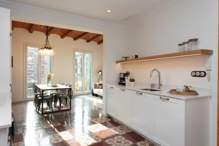 Appartement te huur in Barcelona Muntaner - Aragó