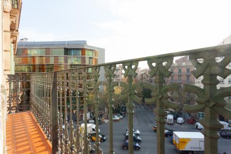 Appartement te huur in Barcelona Muntaner - Aragó