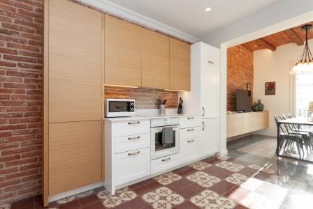 Appartement te huur in Barcelona Muntaner - Aragó