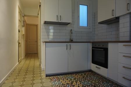 Appartement te huur in Barcelona Travessera De Gràcia - Escorial