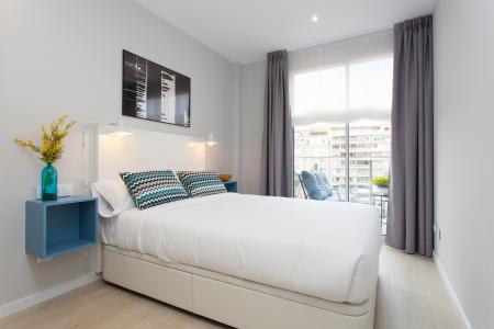 Interessante appartamento in affitto in via Balmes a Barcellona