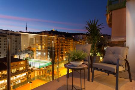 Interessante appartamento in affitto in via Balmes a Barcellona