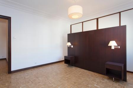 Piso en Alquiler en Barcelona Av. Roma - Casanova