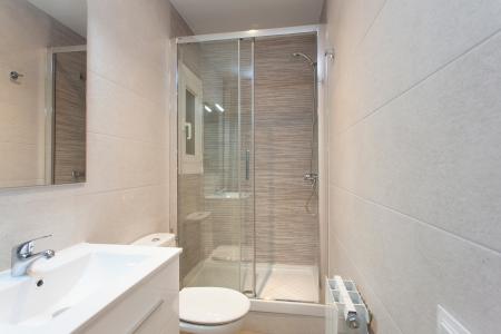 Amplio piso en alquiler en Carrer de la Legalitat