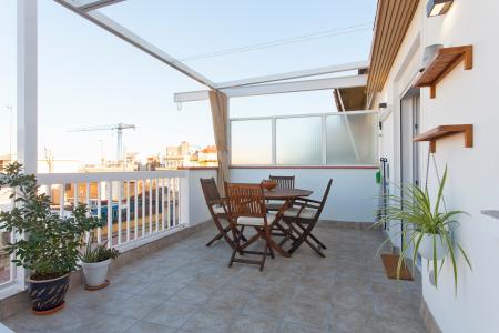 Maravilhoso apartamento para alugar na Rua de Viladomat