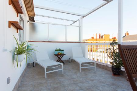 Maravilhoso apartamento para alugar na Rua de Viladomat